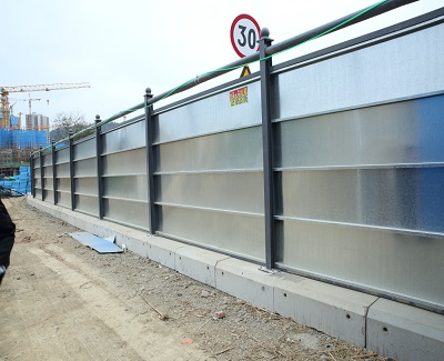 深圳圍擋多少錢一米？批發價格貴不貴？